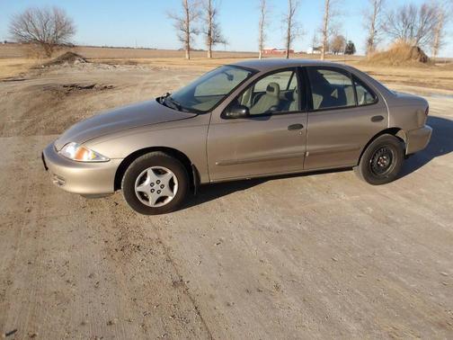 2001 Chevrolet Cavalier Base