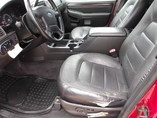 2005 Ford Explorer Limited