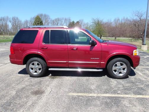 2005 Ford Explorer Limited