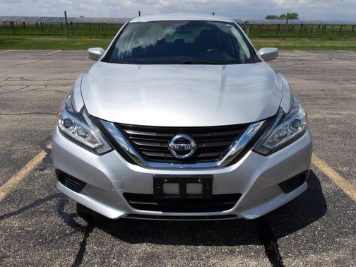 Brilliant Silver 2016 Nissan Altima 2.5 S