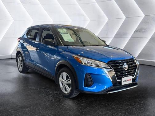 Electric Blue Metallic 2025 Nissan Kicks Play S