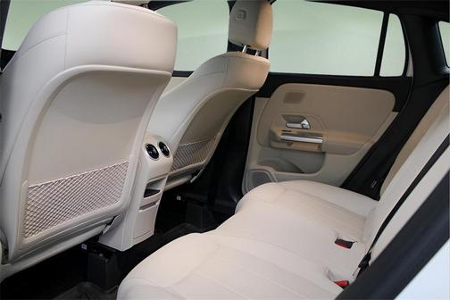 2026 Mercedes-Benz GLA 250 Base