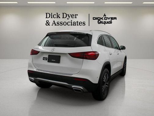 2026 Mercedes-Benz GLA 250 Base