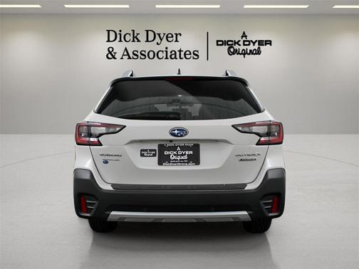 2022 Subaru Outback Touring