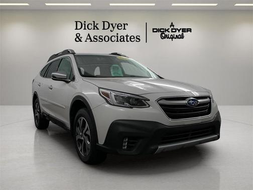 2022 Subaru Outback Touring