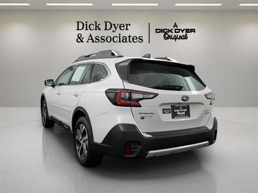 2022 Subaru Outback Touring