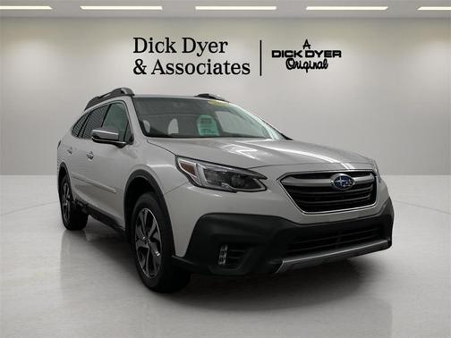 2022 Subaru Outback Touring