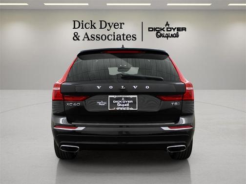 2021 Volvo XC60 T5 Inscription