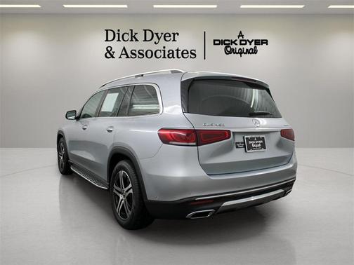 2022 Mercedes-Benz GLS 450 4MATIC