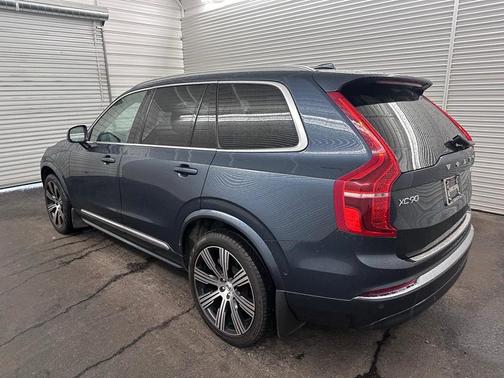 2024 Volvo XC90 B6 Ultimate Bright Theme 7-Seater