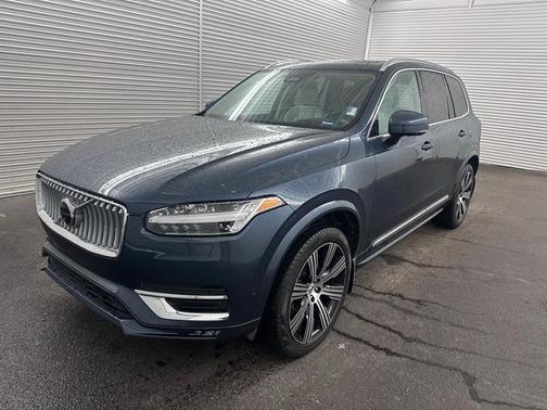2024 Volvo XC90 B6 Ultimate Bright Theme 7-Seater