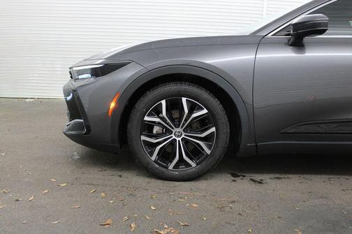 Black 2023 Toyota Crown Limited