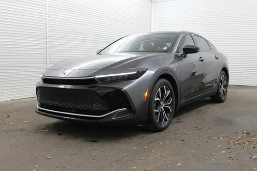 Black 2023 Toyota Crown Limited