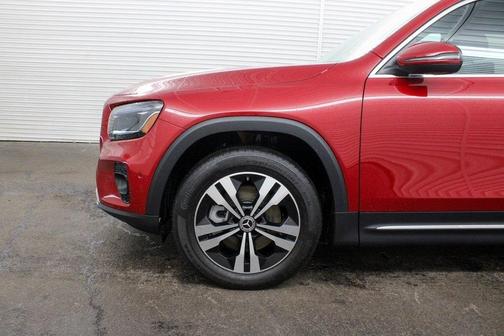 2025 Mercedes-Benz GLB 250 Base