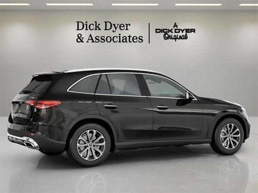 2025 Mercedes-Benz GLC 300 Base 4MATIC