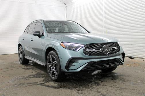 Verde Silver Metallic 2025 Mercedes-Benz GLC 350e Base