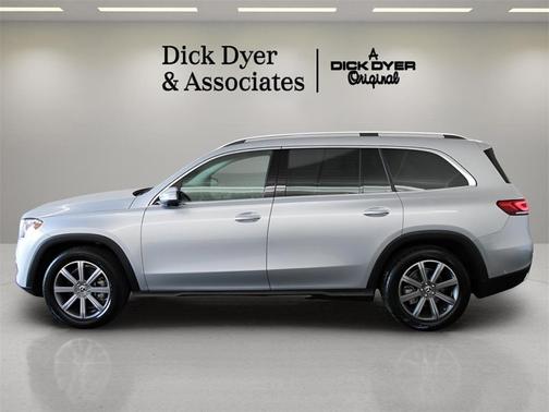 2023 Mercedes-Benz GLS 450 4MATIC