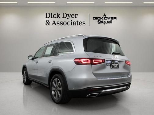 2023 Mercedes-Benz GLS 450 4MATIC