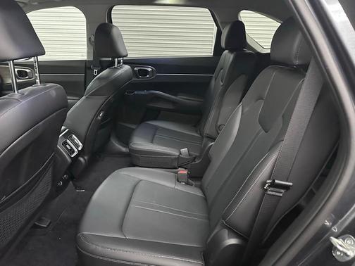 2023 Kia Sorento EX