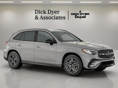 2025 Mercedes-Benz GLC 300 Base