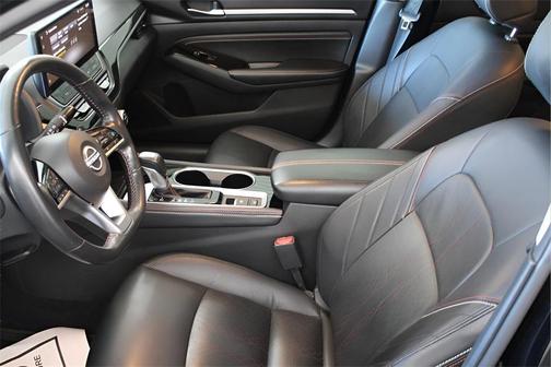 2023 Nissan Altima 2.0 SR