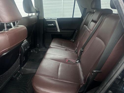 2014 Toyota 4Runner SR5
