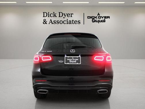 2022 Mercedes-Benz GLC 300 Base