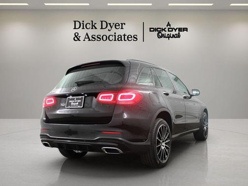 2022 Mercedes-Benz GLC 300 Base