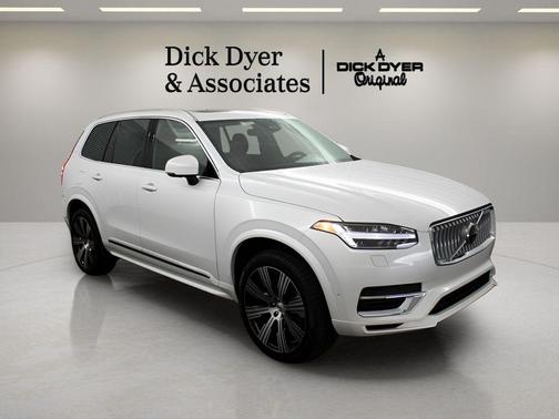 2025 Volvo XC90 Plug-In Hybrid T8 Ultra 6-Seater