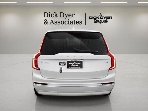 2025 Volvo XC90 Plug-In Hybrid T8 Ultra 6-Seater