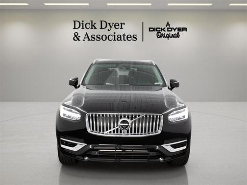 2025 Volvo XC90 Plug-In Hybrid T8 Plus 7-Seater