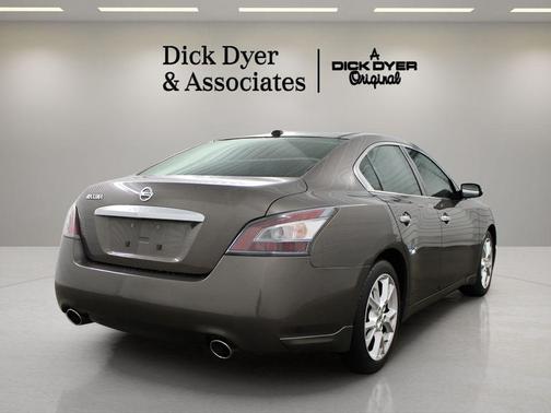 Java Metallic 2014 Nissan Maxima SV