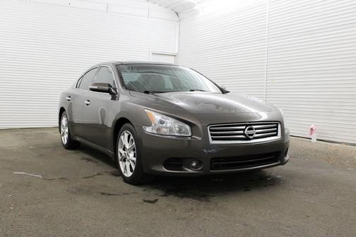 Java Metallic 2014 Nissan Maxima SV
