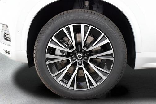 2025 Volvo XC90 Plug-In Hybrid T8 Plus 7-Seater