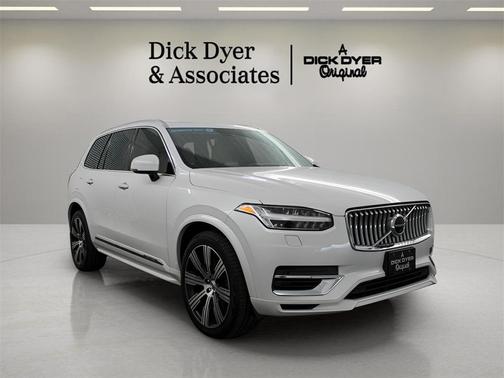 2021 Volvo XC90 Recharge Plug-In Hybrid T8 Inscription 7 Passenger
