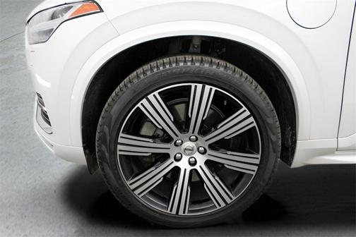 2021 Volvo XC90 Recharge Plug-In Hybrid T8 Inscription 7 Passenger
