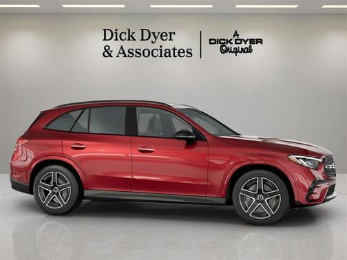 2025 Mercedes-Benz GLC 300 Base