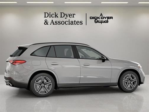 2025 Mercedes-Benz GLC 300 Base 4MATIC