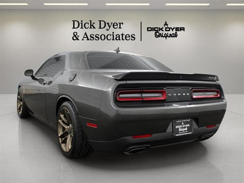 2022 Dodge Challenger R/T Scat Pack