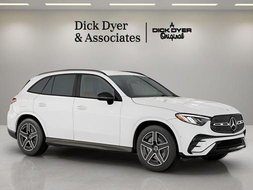 Polar White 2025 Mercedes-Benz GLC 300 Base