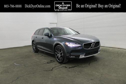 2018 Volvo V90 Cross Country T6