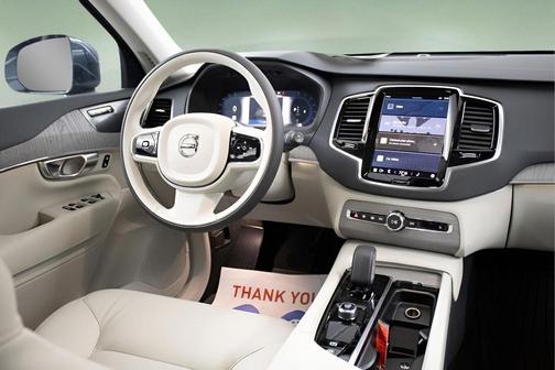 2025 Volvo XC90 B6 Plus 7-Seater