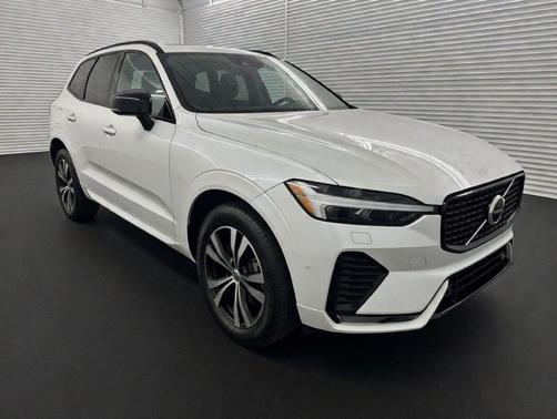 2025 Volvo XC60 B5 Core