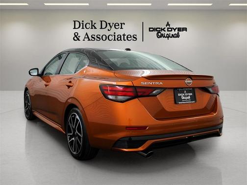 2025 Nissan Sentra SR