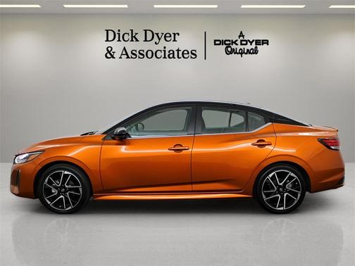 2025 Nissan Sentra SR