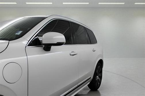 2021 Volvo XC90 Recharge Plug-In Hybrid T8 Inscription 7 Passenger