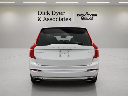 2021 Volvo XC90 Recharge Plug-In Hybrid T8 Inscription 7 Passenger