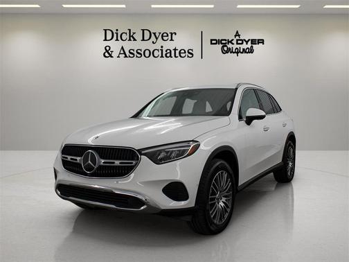 2025 Mercedes-Benz GLC 300 Base