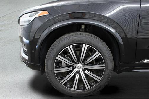 2024 Volvo XC90 B6 Plus Bright Theme 7-Seater