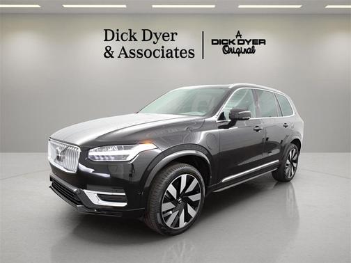 2025 Volvo XC90 Plug-In Hybrid T8 Plus 7-Seater